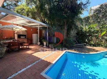 Casa · 238m² · 4 Quartos · 2 Vagas · Casa à venda em rua fechada com cancela e segurança 24h, no Alto da Boa Vista