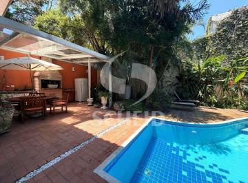 Casa · 238m² · 4 Quartos · 2 Vagas · Casa à venda em rua fechada com cancela e segurança 24h, no Alto da Boa Vista