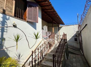 Casa · 185m² · 3 Quartos · 2 Vagas · Casa à venda no bairro Alípio de Melo - Belo Horizonte/MG