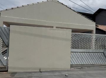 Casa · 2 Quartos · 1 Vaga · Casa Padrão