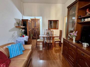 f3e444d5bab7d5696ca70dfe6d3aafba58357e8c · Apartamento com 2 Quartos à Venda em Icaraí