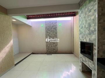 Casa · 150m² · 3 Quartos · 2 Vagas · Casa disponível para venda no bairro Novo Mundo em Uberlândia MG