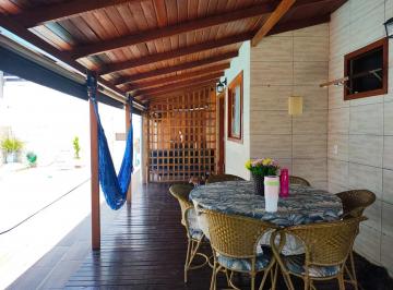Casa · 120m² · 3 Quartos · 5 Vagas · Casa à venda no bairro São João do Rio Vermelho - Florianópolis/SC