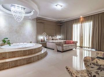 Casa · 220m² · 4 Quartos · 4 Vagas · QNJ 39 | Sobrado alto padrão 4 Quartos suíte master - Closet - Lazer completo - Taguatinga