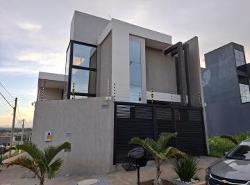 Casa de 3 quartos, Brasília · Vende-se casa moderna na QE 58 do Guará II