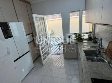 Casa · 100m² · 2 Quartos · 2 Vagas · Casa de Condomínio com 2 quartos, Vila Alati - Jundiaí