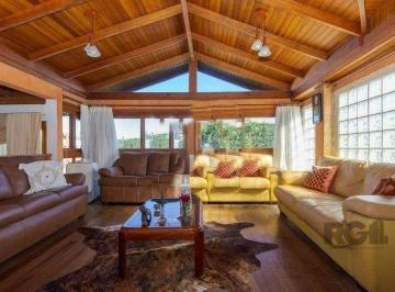 Casa · 350m² · 4 Quartos · 3 Vagas · Casa em Passo da Areia