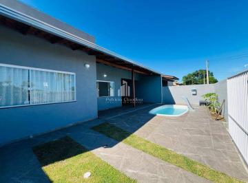Casa · 105m² · 3 Quartos · Casa com piscina na Barra do Saí!