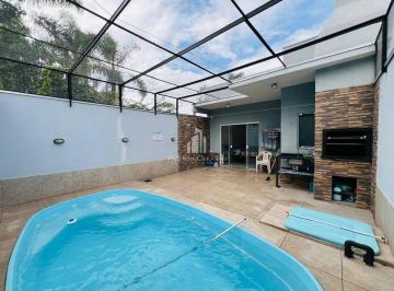 Casa · 83m² · 3 Quartos · 2 Vagas · Excelente Casa Com 03 Dormitórios (Sendo 1 suíte) - Com Piscina á 320 metros da Praia.