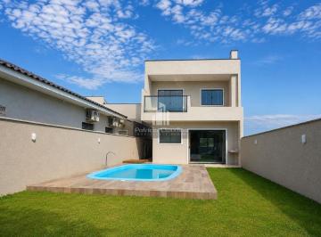 Casa · 140m² · 3 Quartos · 1 Vaga · Sobrado Á 420M da Praia com 03 Quartos (01 Suíte), na Barra do Saí