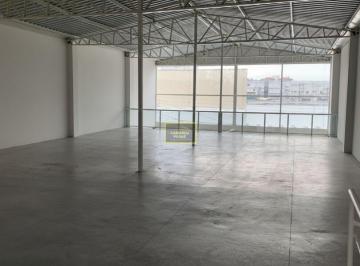 Comercial · 380m² · Ponto Comercial no Centro de Caraguatatuba para Locação