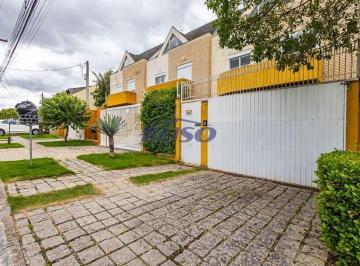 Casa · 198m² · 3 Quartos · 2 Vagas · Sobrado para Venda em Santa Felicidade