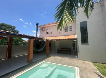 Casa · 142m² · 3 Quartos · 3 Vagas · Casa à venda 3 quartos (2 suítes), piscina, churrasqueira, 3 vagas, no bairro Hípica