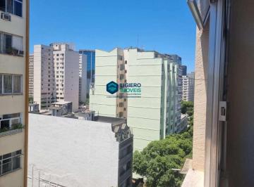 Apartamento · 27m² · 1 Quarto · Centro - Studio Reformado Andar Alto Frente 27 m²