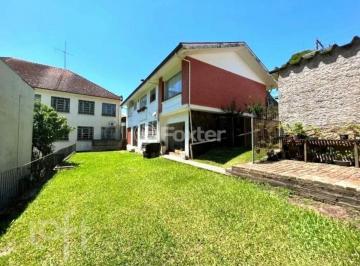 77bf0d17 · Casa, 3 dormitórios, 259.89 m², em Canudos