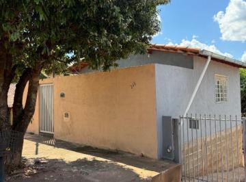 Foto 01 · Casa, Setor Norte, Ituiutaba, MG