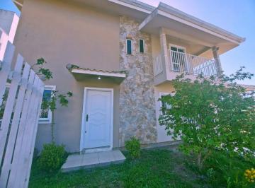 Casa · 279m² · 3 Quartos · 4 Vagas · Carianos | Casa 3 quartos