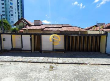 Casa · 240m² · 4 Quartos · 3 Vagas · Casa a venda no bairro do Mirante com 4 qts, escritório e dce.