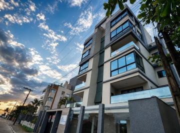 Apartamento · 125m² · 3 Quartos · 1 Vaga · Cobertura duplex com piscina à 170 metros da praia na primeira pedra em Itapoá/SC