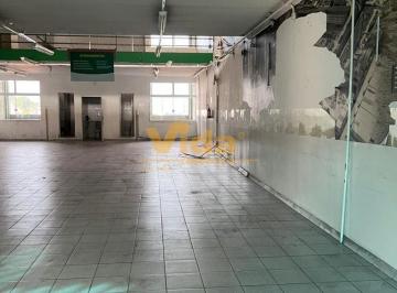 Comercial · 892m² · 5 Vagas · Prédio Inteiro para locação em Jardim Santo Antonio  -  Osasco