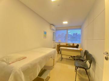 Casa · 38m² · 2 Quartos · 1 Vaga · Sala para venda mobiliada