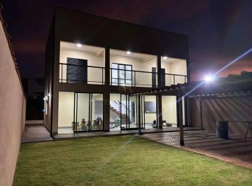 Casa · 336m² · 3 Quartos · 5 Vagas · Casas Residenciais Padrão em Ribeirão Preto