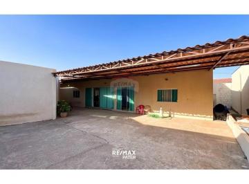 Casa · 220m² · 4 Quartos · Casa Ampla, 3 quartos, 1 Suíte, Térrea  - Vereda da Cruz - Águas Claras