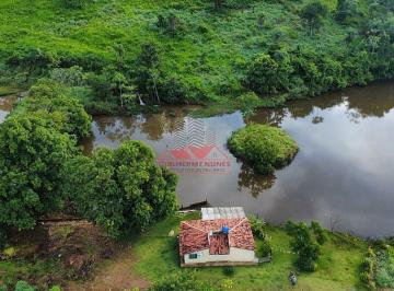Vista aérea da casa sede com as represas permanentes · Fazenda 85 Alq. em Paraíso-TO | Pecuária e Piscicultura