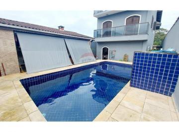 Casa · 250m² · 5 Quartos · 3 Vagas · SOBRADO 3 ANDARES INCRÍVEL , COM PISCINA  E 5 DORMITÓRIOS .