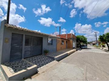 Casa · 141m² · 3 Quartos · 1 Vaga · CASA TRES QUARTOS COM EDICULA - EXCELENTE OPÇÃO DE ESCOLHA.