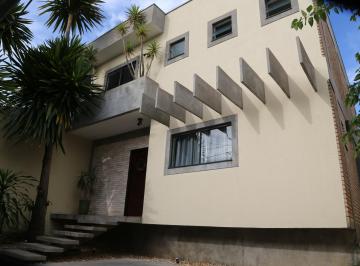Casa de 3 quartos, Jacareí · Sobrado 3 suítes - 200m2  - ar condicionado