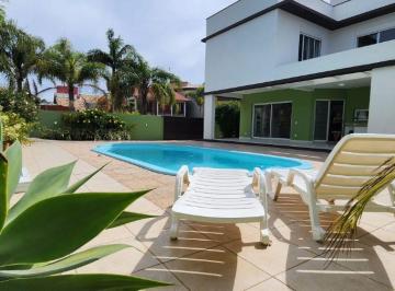 Casa de 4 quartos, Florianópolis · Casa à Venda - 4 Suítes - 352 m² - Terreno 704 m² - Piscina - Praia da Armação