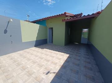Casa de 2 quartos, Itanhaém · Casa com 2 quartos e área gourmet em Itanhaém.