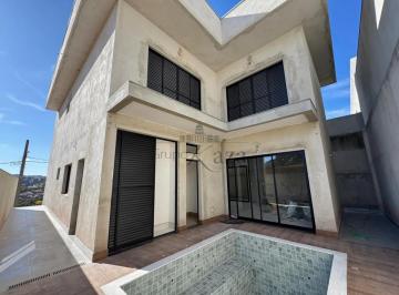 Casa · 252m² · 3 Quartos · 2 Vagas · Casa em Condomínio - Residencial Mantiqueira - 3 Dormitórios - 252m².