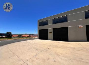 Comercial · 225m² · 3 Vagas · Salão para alugar em Jaguariúna, Jardim Europa, com 225 m²