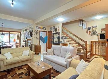 Casa · 273m² · 3 Quartos · 2 Vagas · Casa à venda em Ipanema - Impecável! Semi mobiliada - Próximo a Orla