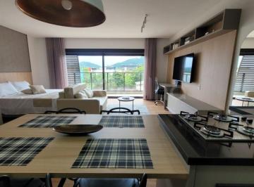 2 · Estúdio de 48m² no Saco Grande