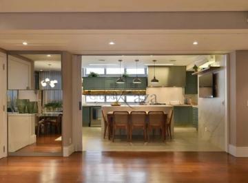 Apartamento de 3 quartos, São Paulo · Itaim Bibi - 210m² - 3 Dormitórios - 2 Grs