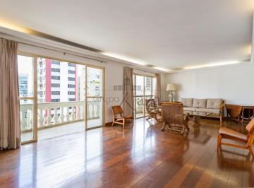 Apartamento de 2 quartos, São Paulo · Jardim Paulista - Neoclássico - 3 Dormitórios - 220m². 2 Grs