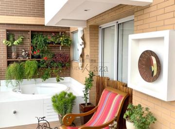 Apartamento de 2 quartos, São Paulo · Vila Nova Conceição - Duplex - 150m² 2 Suítes + Home + 2 Grs