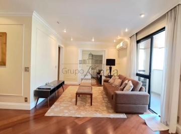 Apartamento de 3 quartos, São Paulo · Jardim América - 3 Dormitórios - 156m² - 3 Grs. Próximo ao Colégio Dante Aligh