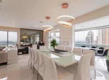 Apartamento de 3 quartos, São Paulo · Apartamento - Vila Mariana - 3 Suítes - 177m².