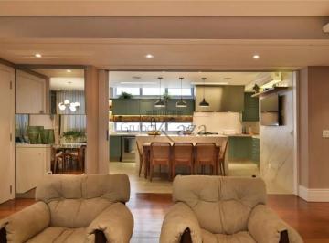 Apartamento de 3 quartos, São Paulo · Apartamento - Itaim Bibi - 3 Dormitórios - 210m².
