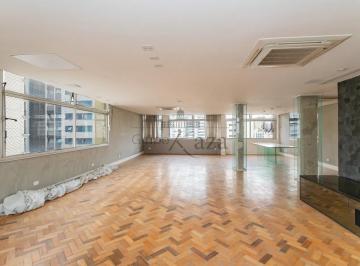 Apartamento de 3 quartos, São Paulo · Apartamento - Jardim América - 3 Suítes - 262m².