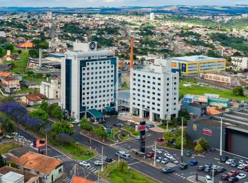Comercial · 83m² · 2 Vagas · Comercial Sala Condomínio em Ponta Grossa