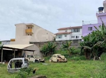 04 · Terreno de 771m² no bairro Barreiros
