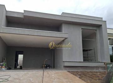 c72597d2defaa740877e655d8a93975f98f1567a · Casa térrea nova, à venda, 3 suítes, planejados, Condomínio Piemonte, Indaiatuba.