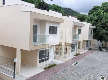 Casa à venda próxima à Praia de Itaipu · Casa com 3 quartos à venda, 118 m² por R$ 714.000 - Itaipu - Niterói/RJ