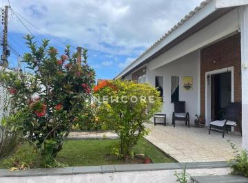 Casa · 174m² · 3 Quartos · 4 Vagas · Casa em Avenida Brasil - Balneário Stella Maris - Peruíbe/SP