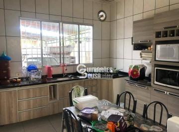 f2b33fa3a78ef8d80bfd15170a3e601ce5c00fe9 · Casa residencial e Galpão comercial no centro de Botujuru,